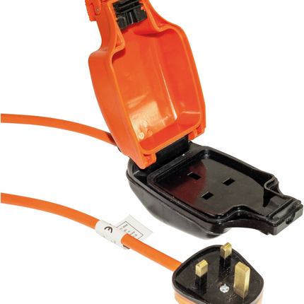 Weatherproof Mains Outdoor Garden Power Extension Lead with IP54 Orange 1 Socket