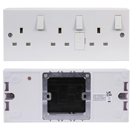 Treble Converter Socket to 3 Gang Single to Triple Electric 13 Amp Plug Outlet